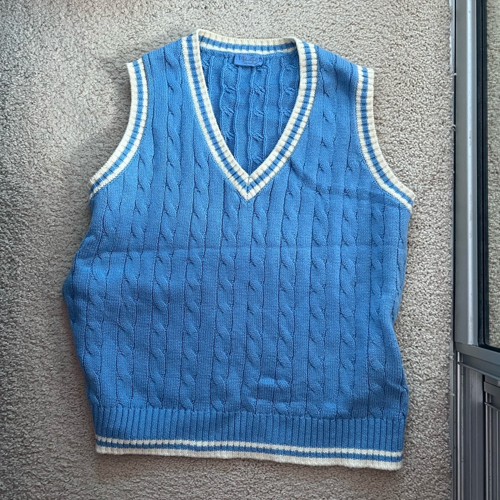 Brandy Melville sweater vest